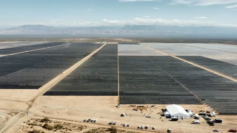This Is El Quemado, Argentinas Largest Solar Park Now Operating at Full Capacity in Mendoza - Panorama Minero thumbnail