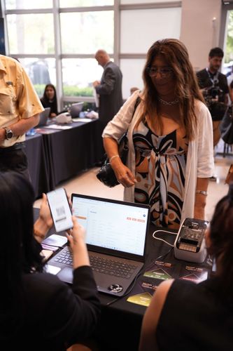 Galería | Oro, Plata y Cobre 60