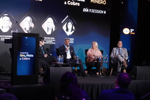 Galería | Oro, Plata y Cobre 151