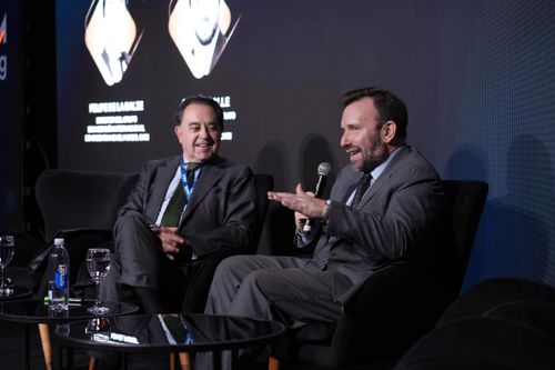 Galería | Oro, Plata y Cobre 103
