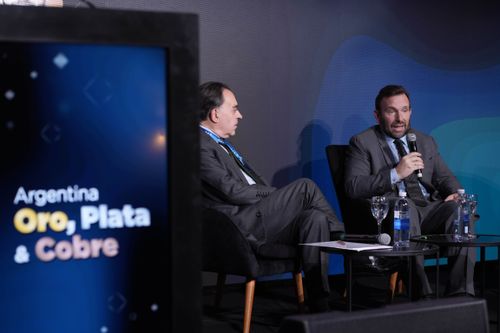 Galería | Oro, Plata y Cobre 127