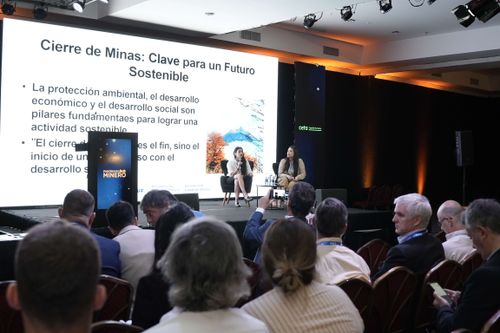 Galería | Oro, Plata y Cobre 206